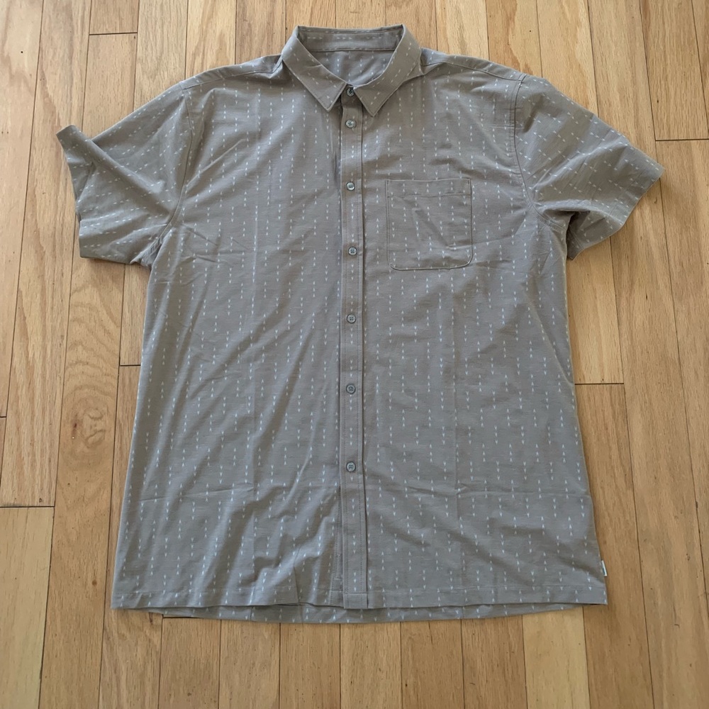 Vuori mens button down shirt